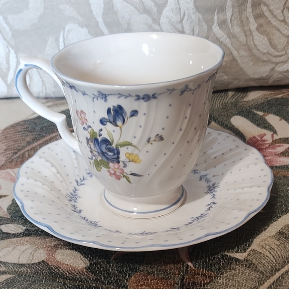 Nikko Tableware Other - Floral Blue Teacup and Saucer Set